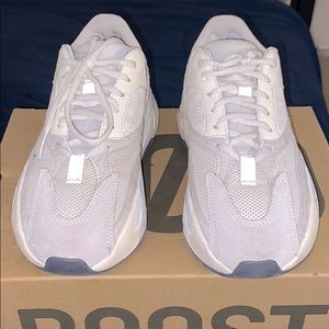 Yeezy Adidas Boost 700 Analog